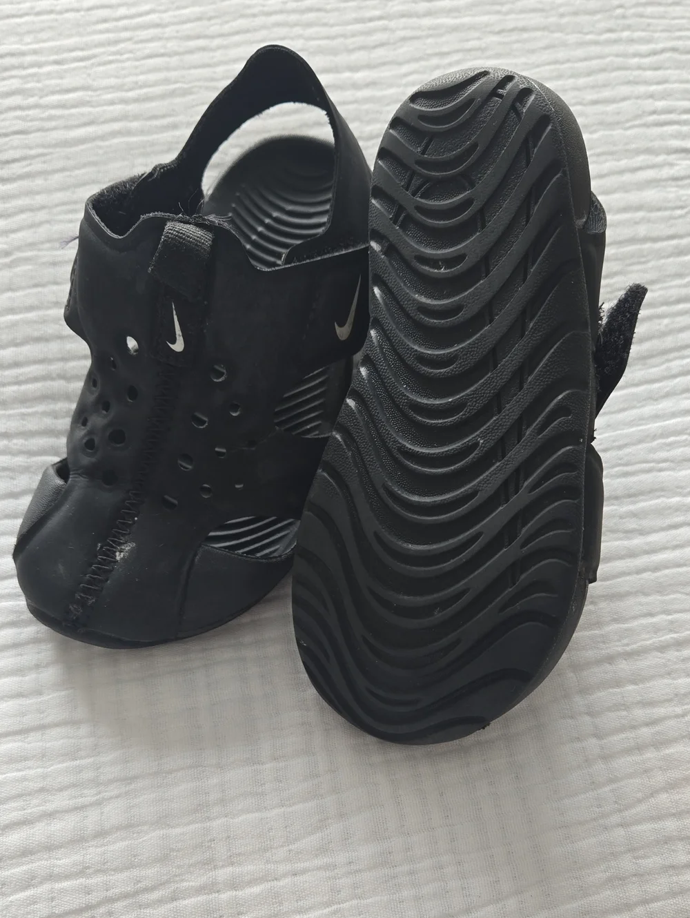 Nike Sunray Sandals 8C
